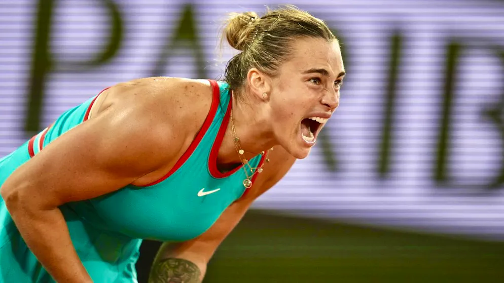 Roland-Garros. Sabalenka met à terre la triple tenante du titre Swiatek !