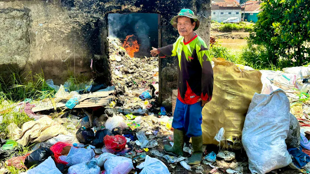 A sea of garbage: On the 
