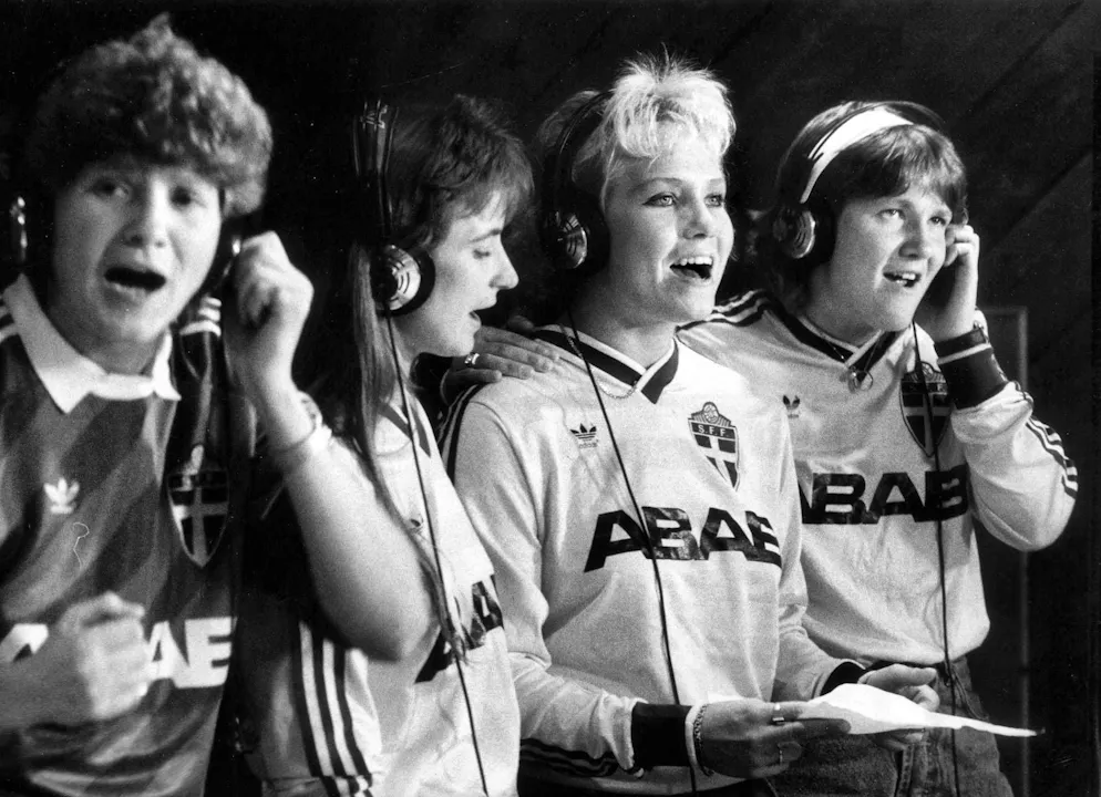 Snapshots from Pia Sundhage's great career. <strong>1987:</strong> The Swedish women's national football team records a single with two fight songs for the European Championship in Norway. Sweden made it to the final, where they lost 2-1 to the hosts.