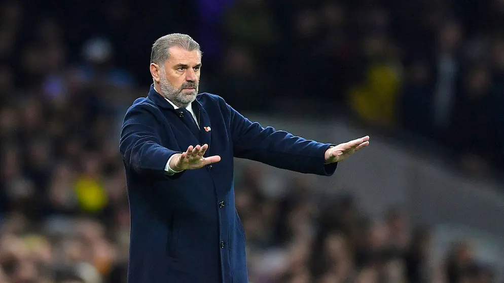 Premier League. Titre historique mais saison catastrophique : les Spurs virent Postecoglou