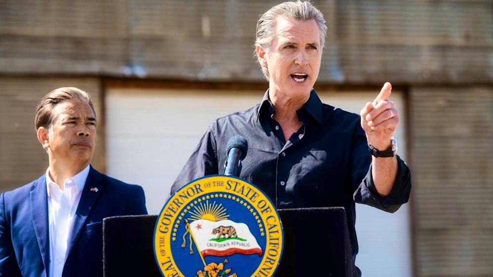 Governor Newsom sounds the alarm: "Won't have elections in 2028 if we don't  wake up" | blue News