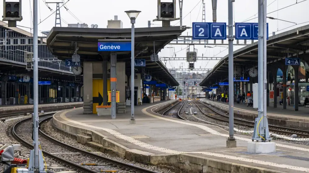 Environ 300 manifestants pro-palestiniens ont bloqué deux voies de la gare Cornavin, à Genève, lundi en fin de journée. Résultat: le trafic ferroviaire a été interrompu sur quatre voies (image d'illustration).