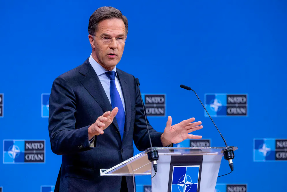 Le secrétaire général de l’OTAN, Mark Rutte lors d’une conférence de presse, à Bruxelles, jeudi.