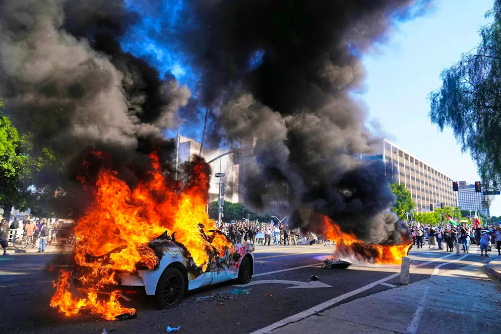 Protests L.A.. There were clashes with the police on the fringes of the initially peaceful protests.
