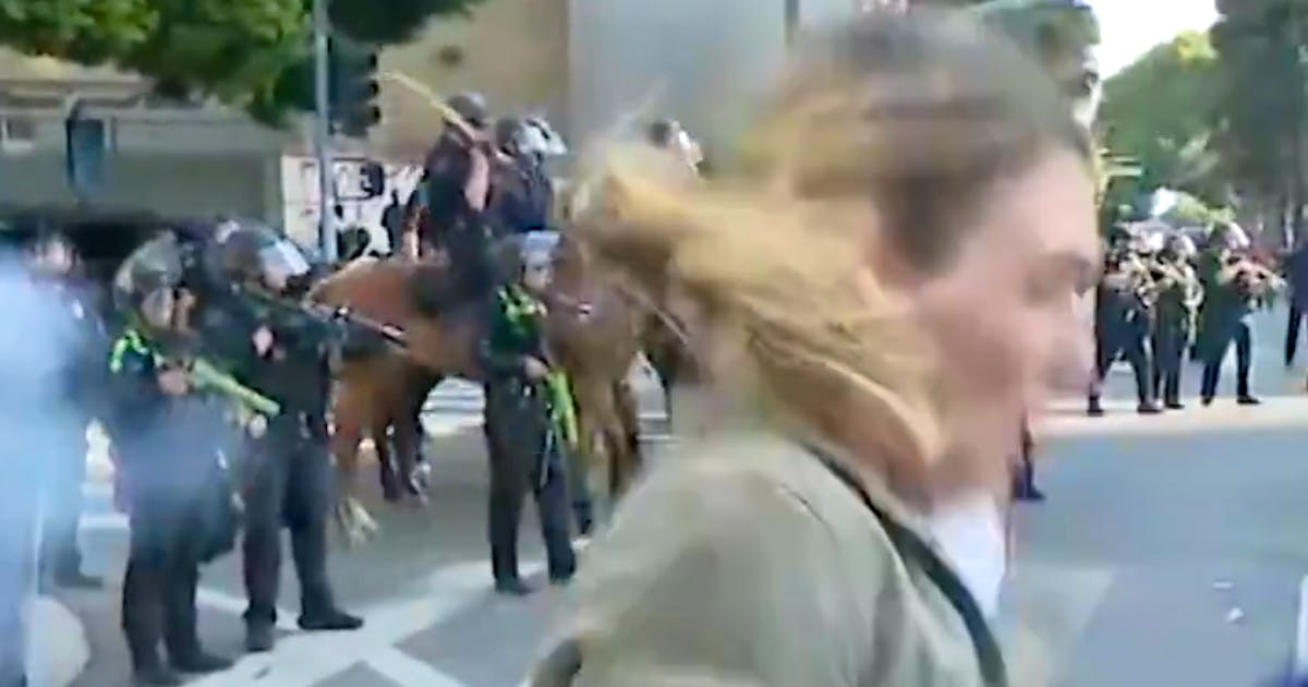 Police shoot two journalists during protests in Los Angeles