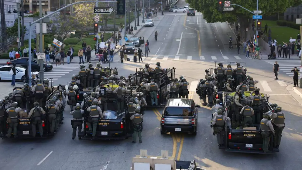 Stati Uniti. Trump assedia Los Angeles e manda 700 marines