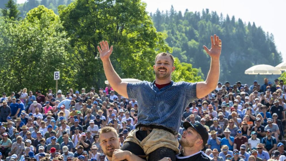 Gegen Fabian Staudenmann und die Berner war auf dem Stoos kein Kraut gewachsen.
