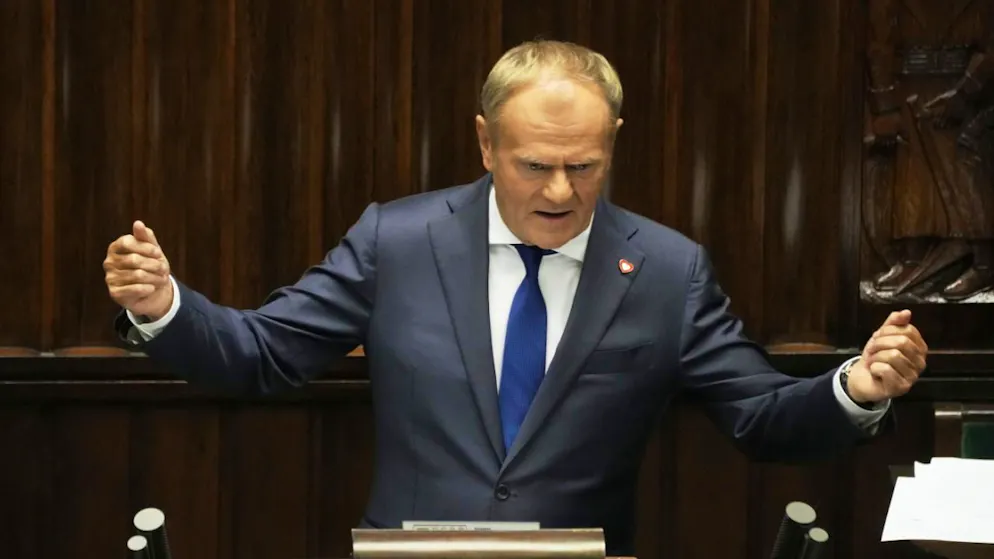 Le premier ministre polonais pro-européen Donald Tusk a remporté une victoire mercredi au Parlement.