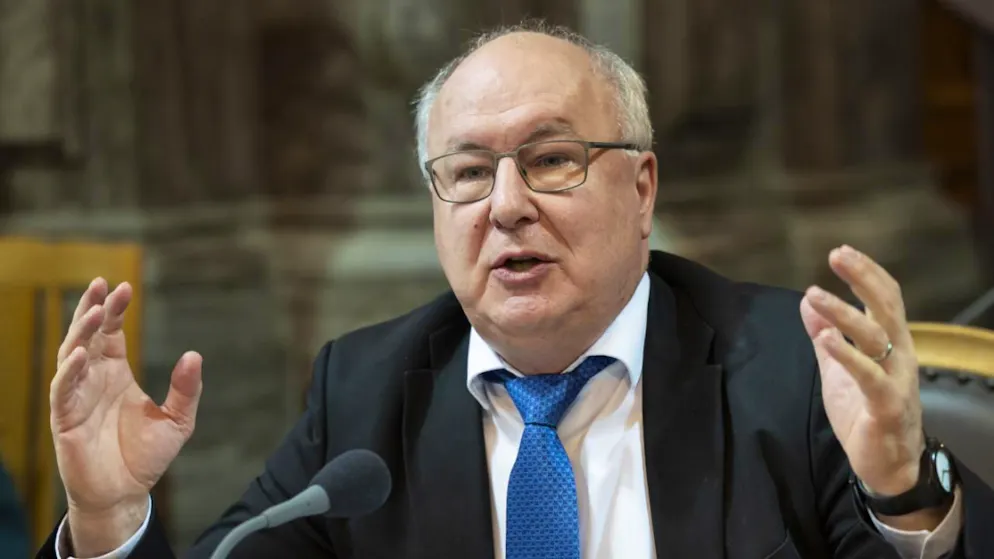 Le conseiller aux Etats Pierre-Yves Maillard (PS/VD) a rappelé que les prévisions financières de l'AVS sont extrêmement incertaines. Le fonds a bouclé son année 2024 avec 2 milliards de plus que projeté six mois avant le bouclement des comptes (archives).