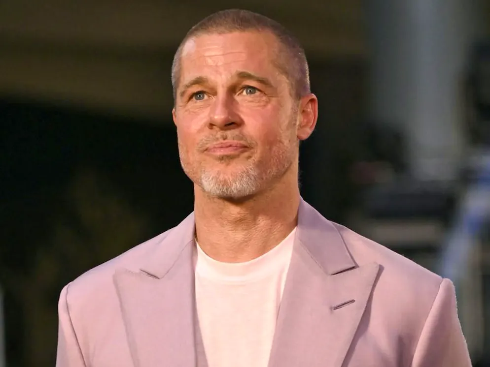 Brad Pitt: Ses filles Zahara, Shiloh et Vivienne ont publiquement changé leur nom de famille de Jolie-Pitt à Jolie.