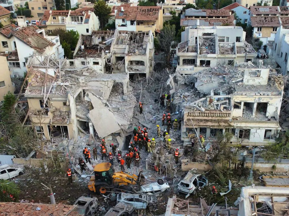 Medio Oriente: escalation fra Israele e Iran. Rishon LeZion, nella periferia di Tel Aviv, è stata colpita dai missili iraniani.