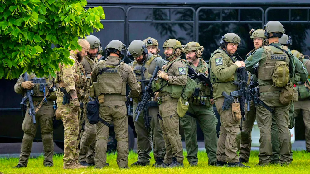 Shooting of US politician - manhunt for perpetrator - Gallery. A large-scale manhunt is underway in Minnesota for the shooter - he is said to have posed as a police officer.