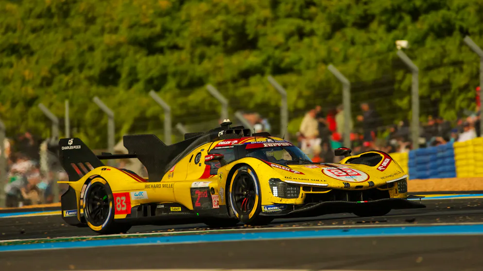 24 Heures du Mans. La Ferrari no 83 décroche la victoire, trois à la suite pour la Scuderia