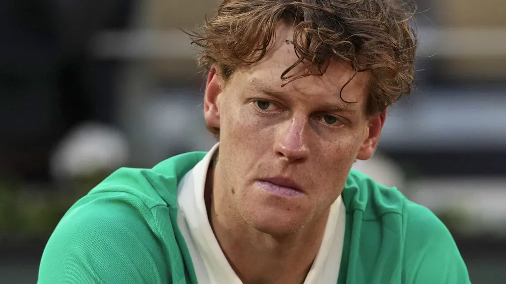 Jannik Sinner a mal dormi depuis la finale perdue de Roland-Garros.