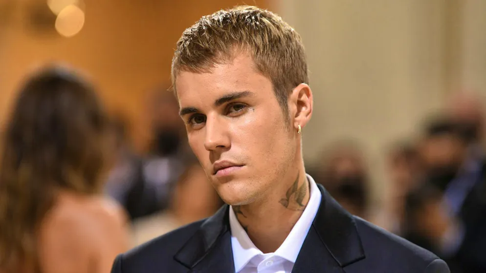 Justin Bieber: I'm broken - Gallery. Justin Bieber admits to "anger issues" (aggression or anger problems). (archive picture) 