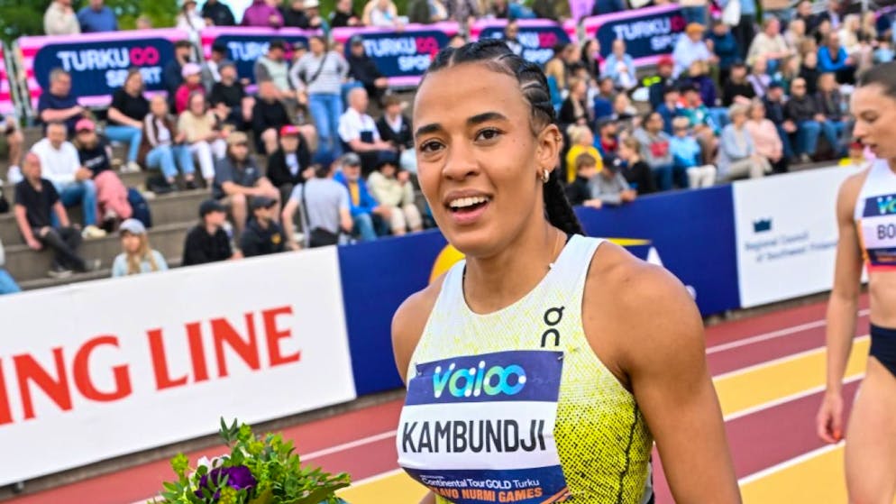 Ditaji Kambundji gewinnt die 100 Meter Hürden in Turku.