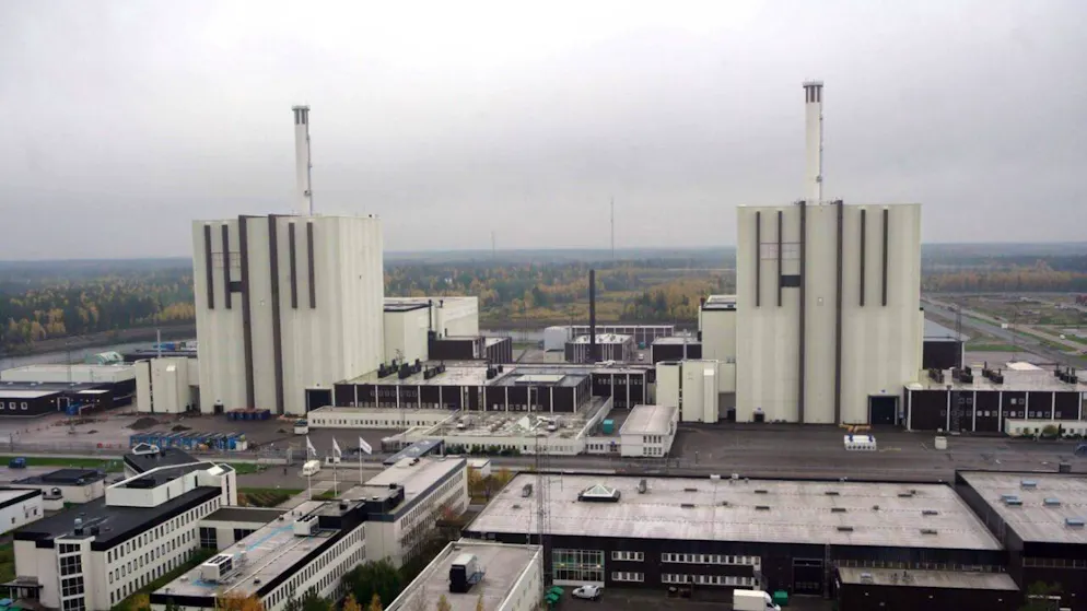 Implenia creusera notamment un tunnel d'accès au premier niveau de stockage, trois puits verticaux pour la ventilation et des  tunnels principaux et de transport, le tout à une profondeur pouvant atteindre 500 mètres, aux abords de la centrale nucléaire de Forsmark (archives).