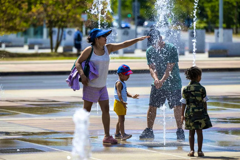 Hot summer 2025. Experts are predicting a hot summer.