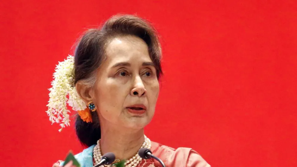 Prix Nobel de la paix 1991, Aung San Suu Kyi purge une peine de 27 ans de prison, pour des accusations montées de toutes pièces par l'armée, selon les groupes de défense des droits humains (archives).