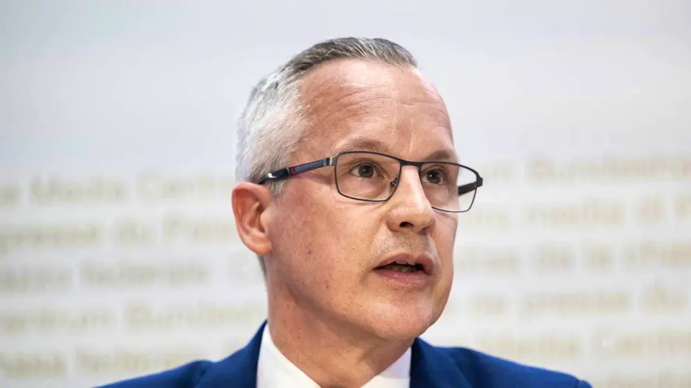 Simon Geissbühler at a federal media conference in May 2024, when he was still head of the Peace and Human Rights Division of the Federal Department of Foreign Affairs.
