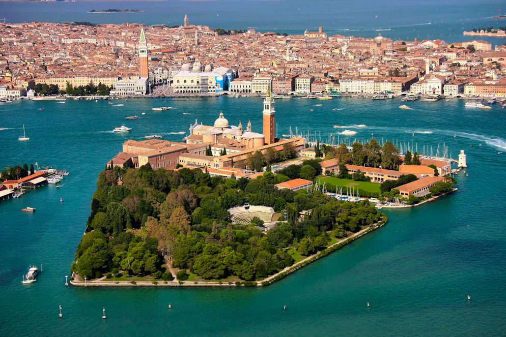 L'isola di San Giorgio Maggiore è una possibile location per il matrimonio. Non è stata confermata.