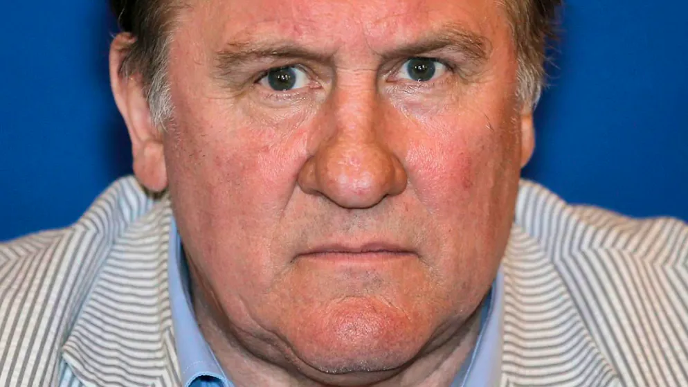 Une expertise confirme le caractère misogyne et sexuel de propos que Gérard Depardieu a tenu à l'égard d'une fillette en Corée du Nord.