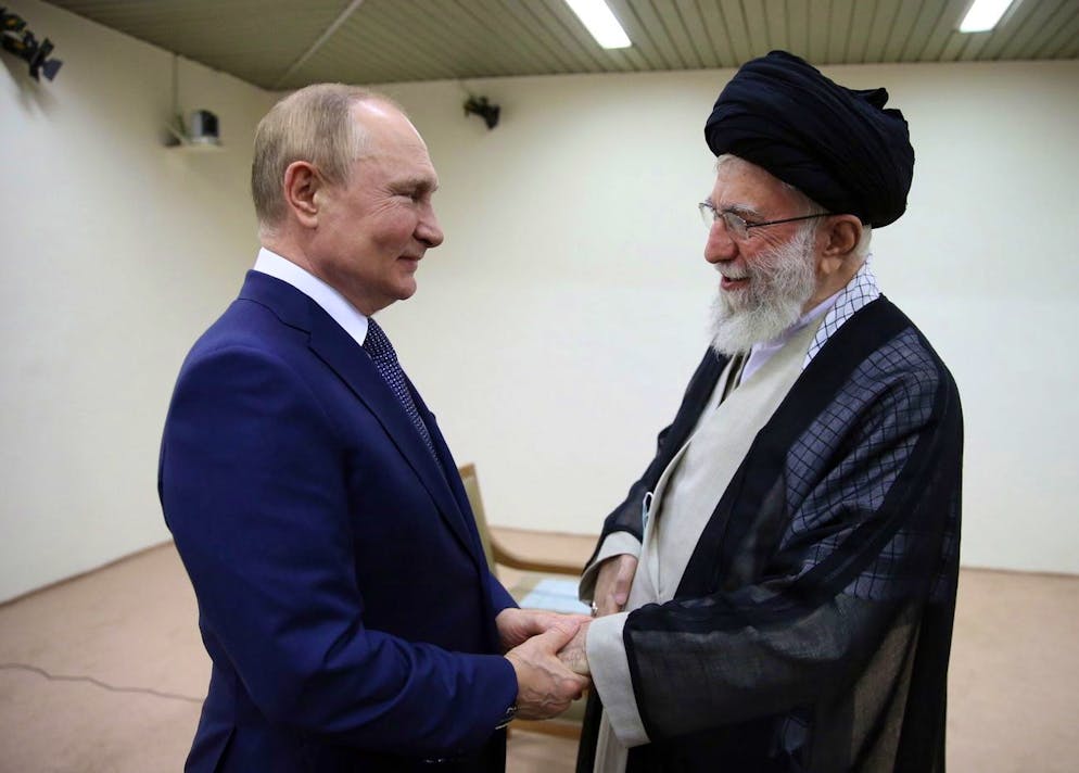 Putin und Chameneis 2022: Russland pflegt ein enges Verhältnis zum iranischen Regime.