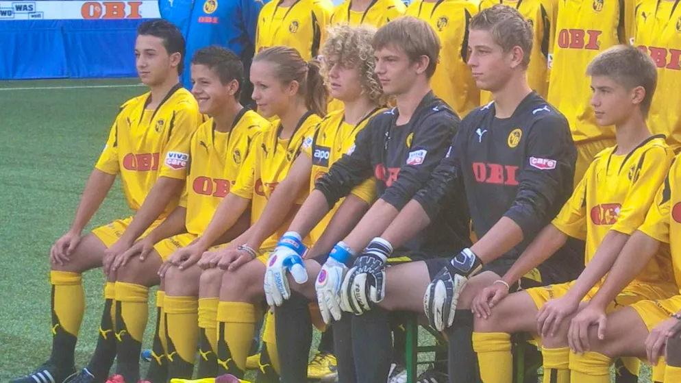 Lia Wälti once played in the same YB youth team as goalkeeper David von Ballmoos.