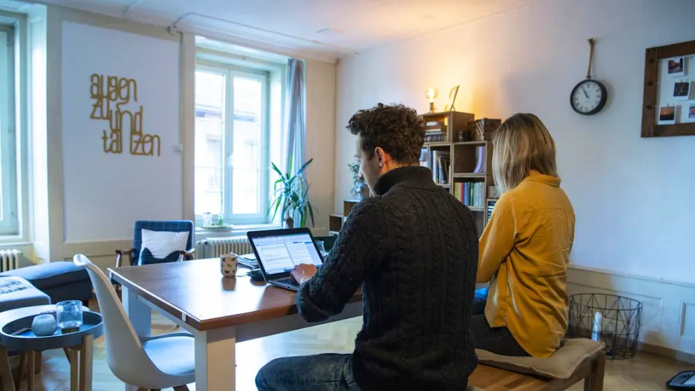 Laut der Studie wirkt sich Home-Office spürbar auf die Zufriedenheit aus. (Archivbild)
