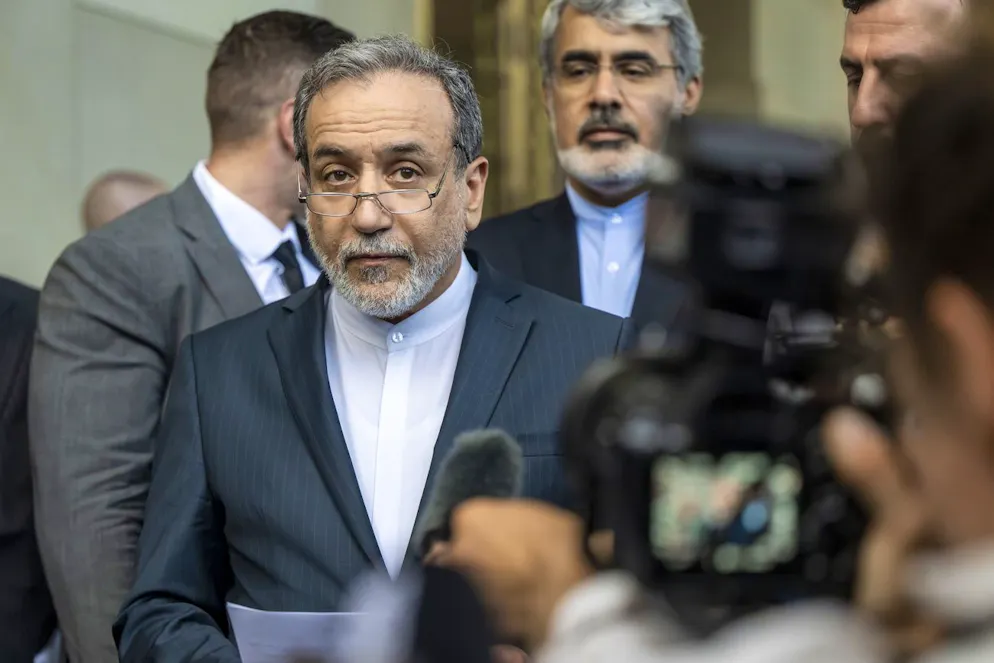 Il ministro degli Esteri iraniano Abbas Araghchi a Ginevra.