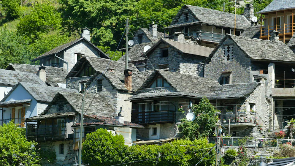 Verzasca. Trovato il corpo senza vita di una donna a Vogorno