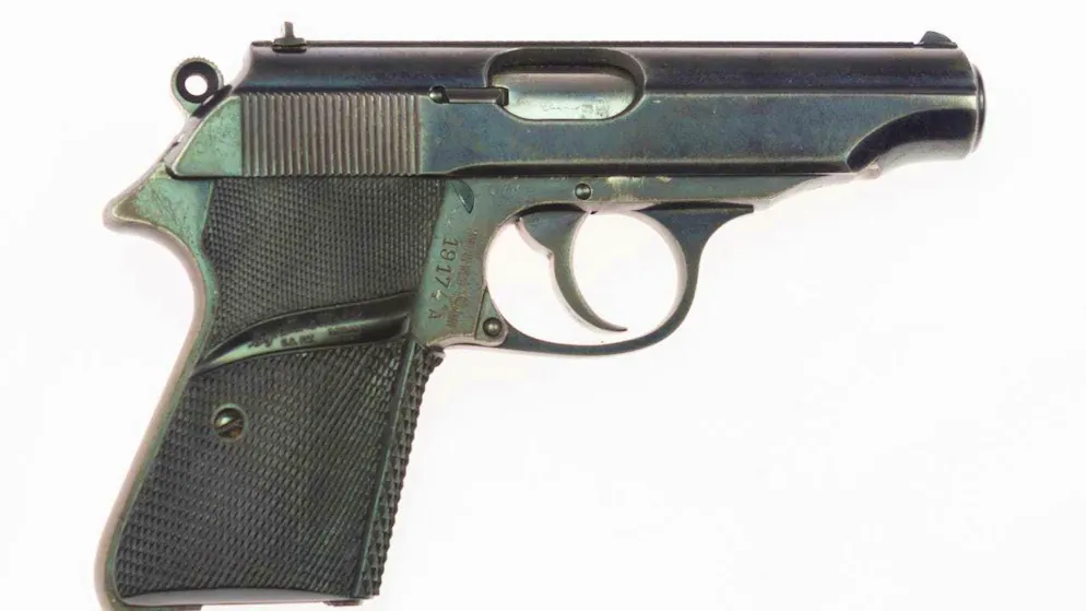 La police cantonale bernoise a d'abord recherché un Walther PP.
