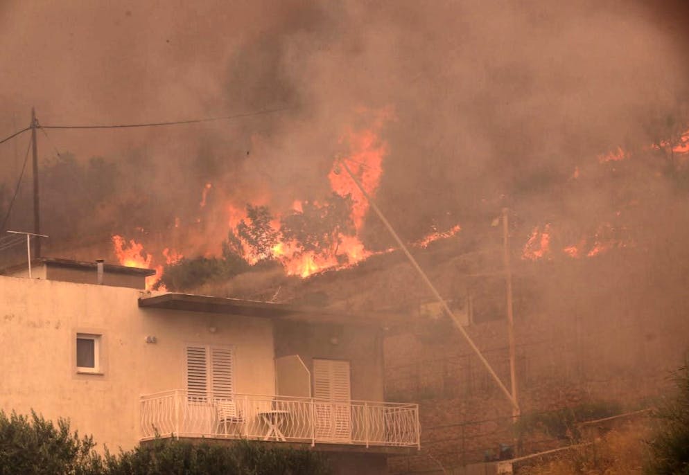 Forest fire Croatia. Tourists fled the region on Saturday.