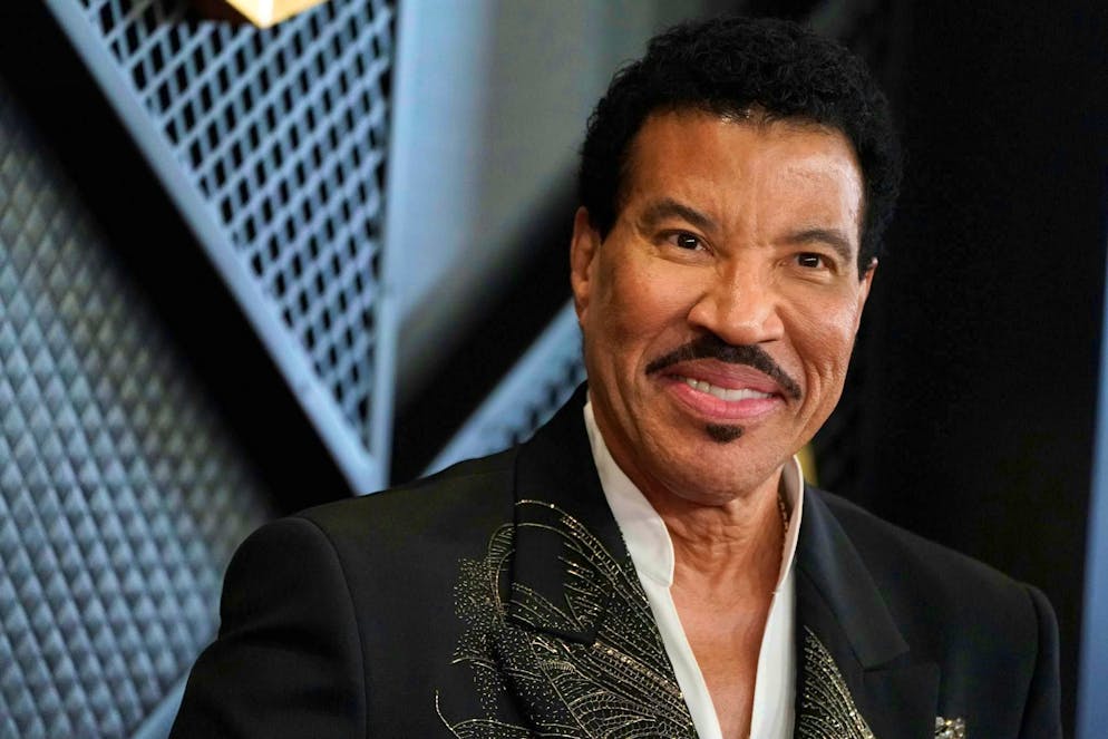 Lionel Richie will perform in Zurich on July 12. his heart here: that's why