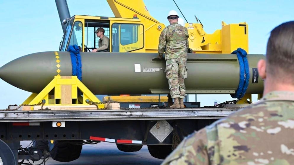 GBU-57 erstmals im Einsatz. Diese US-Bombe trieb Trump zum Angriff auf den Iran