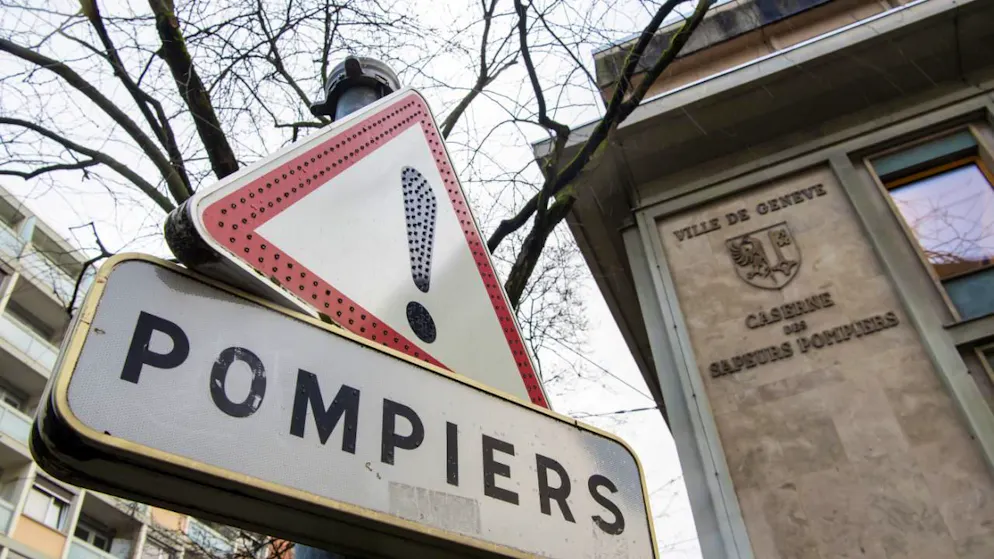Les pompiers du SIS ont été aidés dans leur intervention par leurs collègues du train d'extinction et de sauvetage des CFF (image d'illustration).