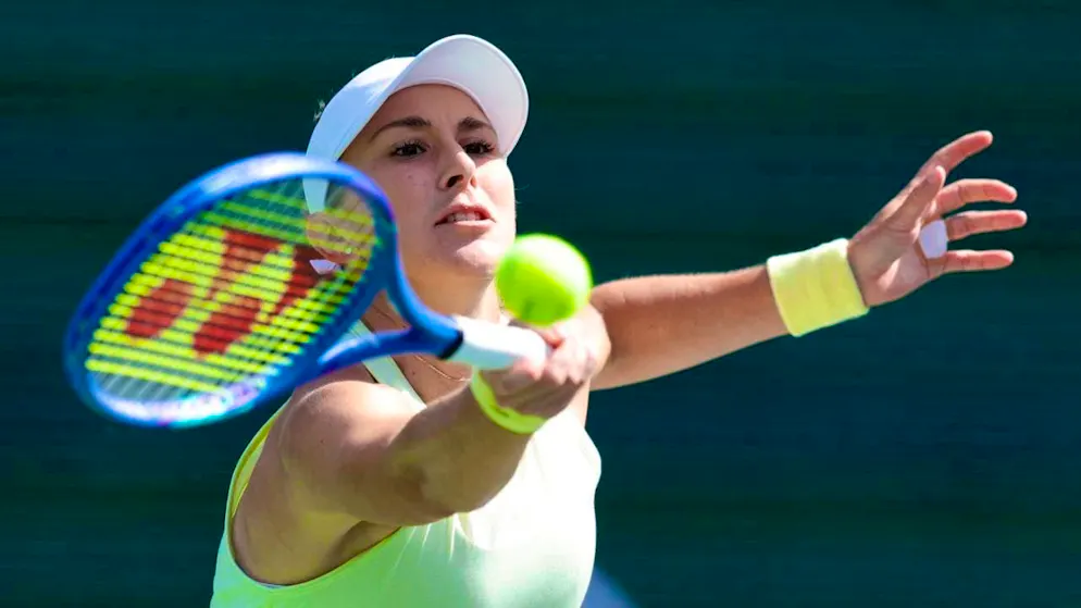Belinda Bencic has no chance against Ekaterina Alexandrova.