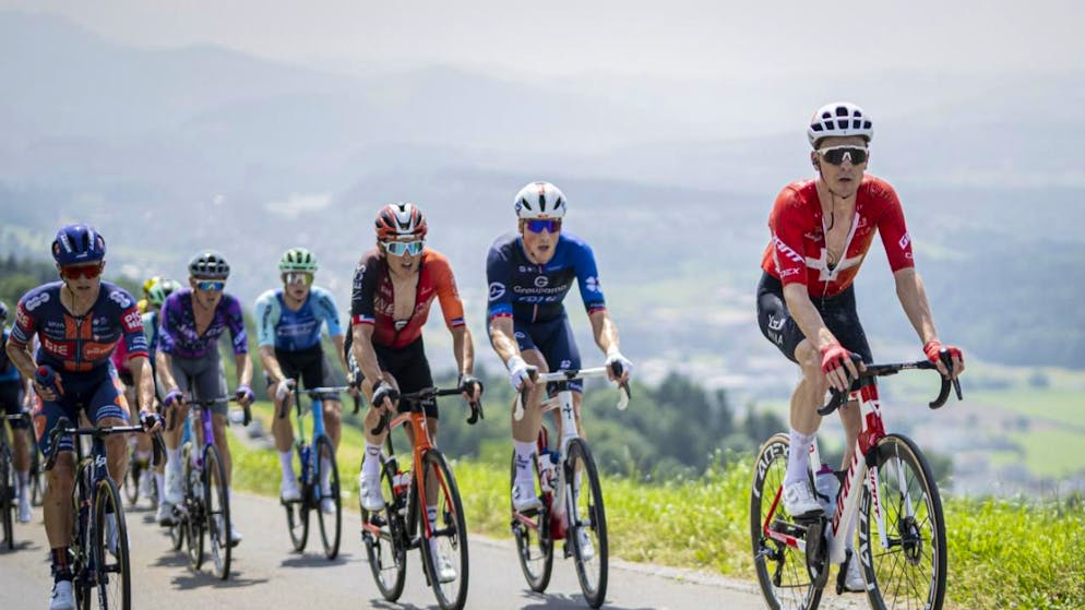 Die 88. Ausgabe der Tour de Suisse war für die Schweizer Fraktion um Landesmeister Mauro Schmid (rechts) einen Ticken zu berglastig.
