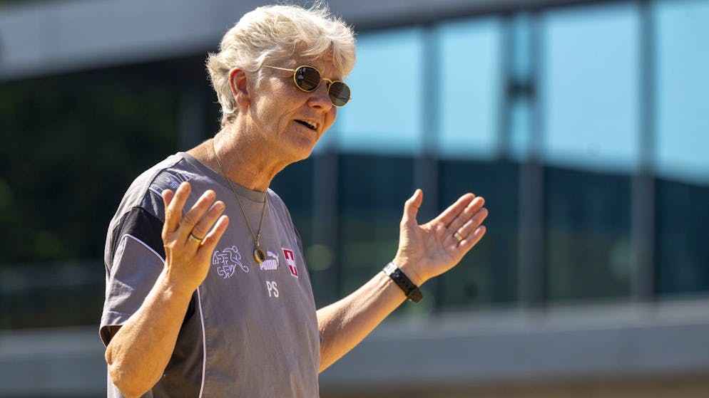 Grenzen überschritten?. Nati-Trainerin Pia Sundhage gerät kurz vor dem EM-Auftakt in die Kritik