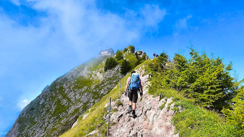Dimanche, un homme a été victime d'un accident sur le Grand Mythen. Est-ce la montagne la plus dangereuse de Suisse?