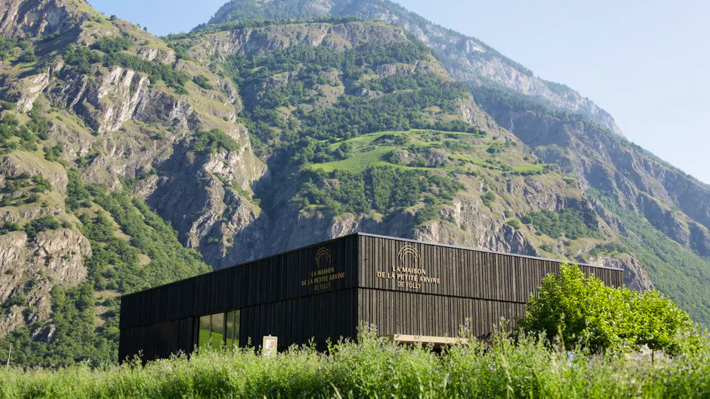 La Maison de la petite arvine a été inaugurée ce mardi matin à Fully (VS).