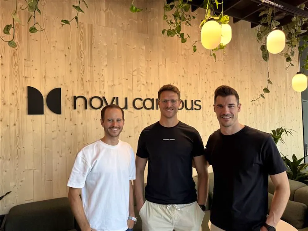 Emanuel Forny (links), Falk Stefani (Mitte) und Samuel Dumelin (rechts) sind drei der vier Gründer von Novu Campus. 