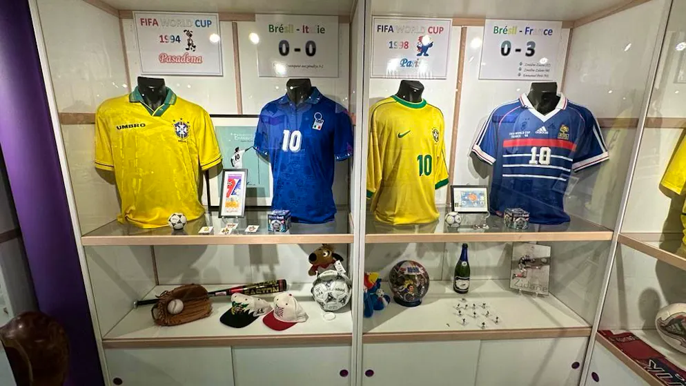 Le musée des souvenirs de Victor Pignon. Un petit aperçu du musée des souvenirs de Victor Pignon.