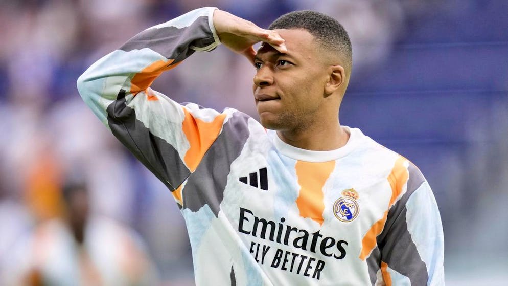 Kylian Mbappé prend son mal en patience au Mondial des clubs.
