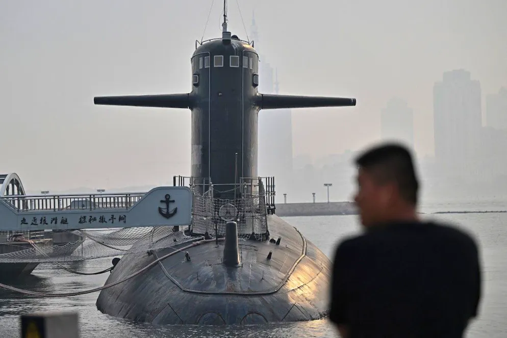 Un sous-marin de la marine chinoise à Qingdao, où se tient la rencontre, le 25 juin 2025.