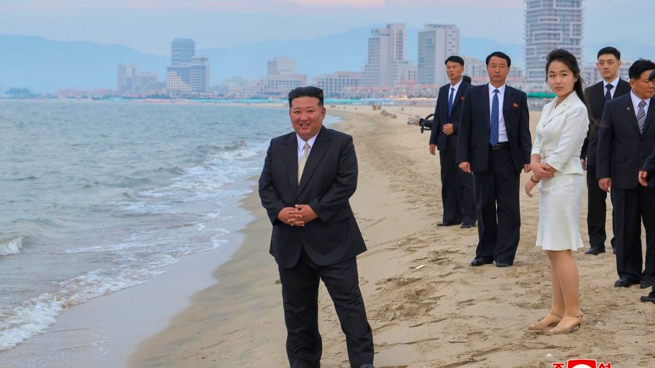 North Korea. Kim Jong Un inaugurates tourism resort