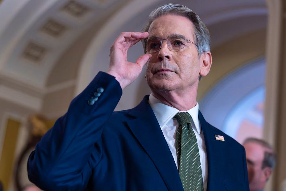 «Après des mois de discussions productives avec d'autres pays sur l'accord fiscal mondial de l'OCDE, nous allons annoncer un accord commun entre les pays du G7 qui défend les intérêts américains», a déclaré Scott Bessent dans un message sur le réseau social X.