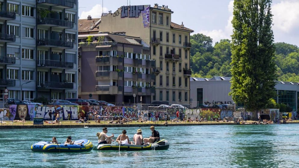 L'interdiction de baignade dans le Rhône suite à une fuite d'huile a été levée vendredi matin à Genève (archives)
