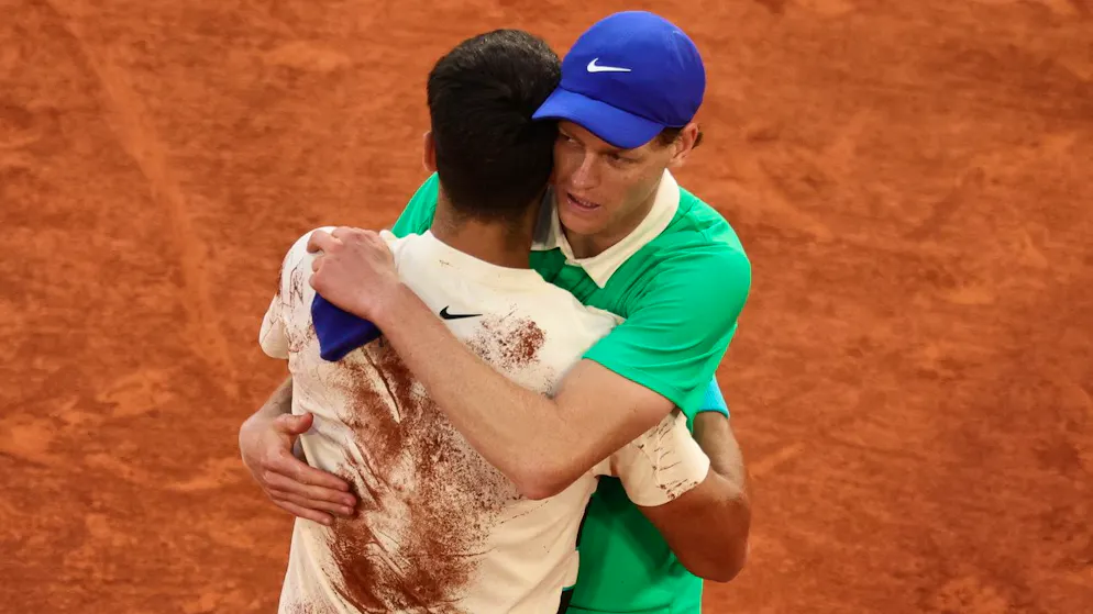Wimbledon. Le duel Sinner-Alcaraz se poursuit, Djokovic vise le record de Federer