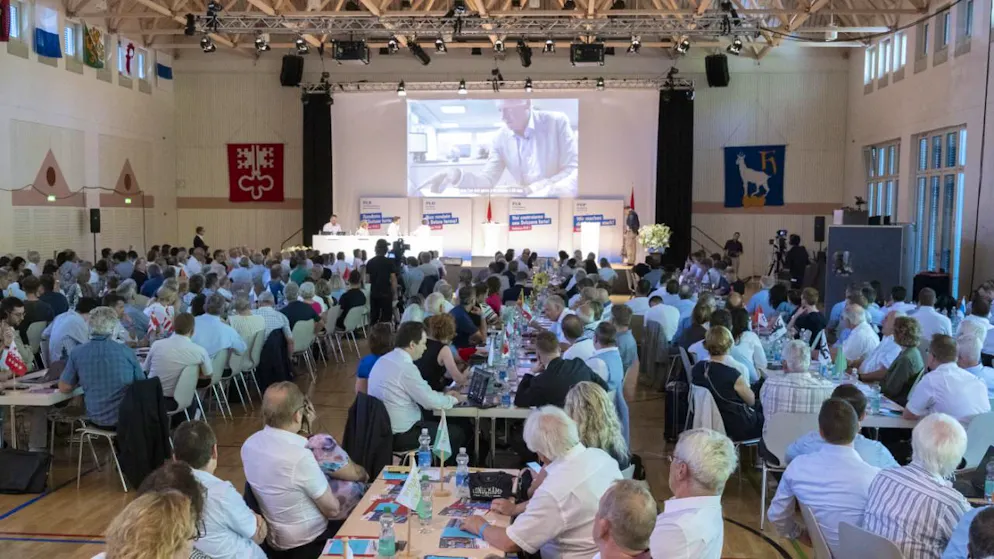 L'assemblea dei delegati del PLR riunita a Hergiswil (NW).